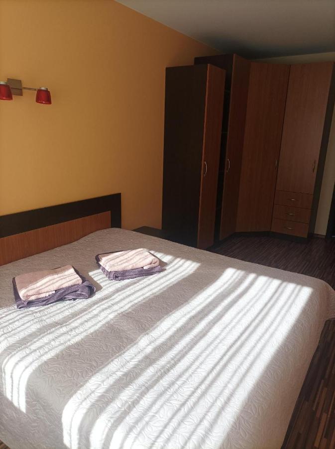 Centrinio Parko Apartamentai Šiauliai Exteriör bild